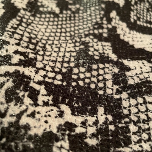 NWOT UO button up skirt - Picture 6 of 6